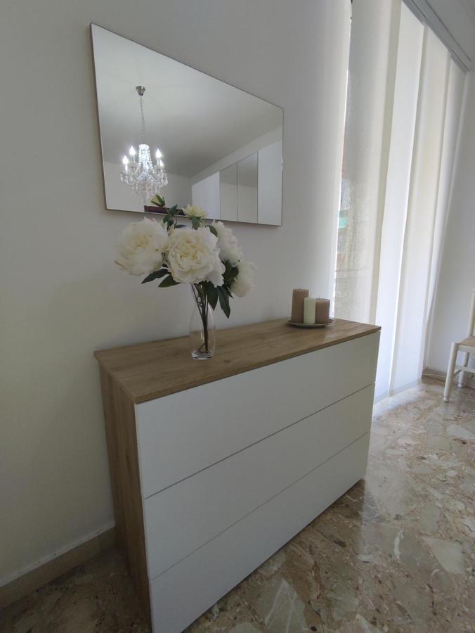 Appartamento Delizioso Con Terrazzo In Centro-Delicious Apartment With Terrace Санремо Екстер'єр фото